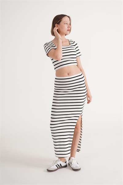 Çizgili Basic Crop Etek Beyaz Takım
