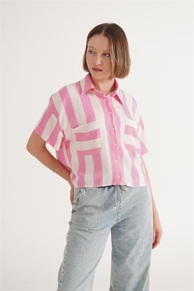 Çizgili Kısa Kol Pembe Gömlek