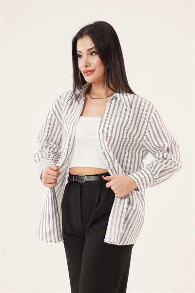 Çift Çizgi Geçişli Düğmeli Siyah Gömlek	