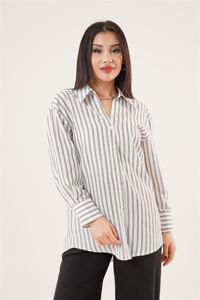 Çift Çizgi Geçişli Düğmeli Siyah Gömlek	