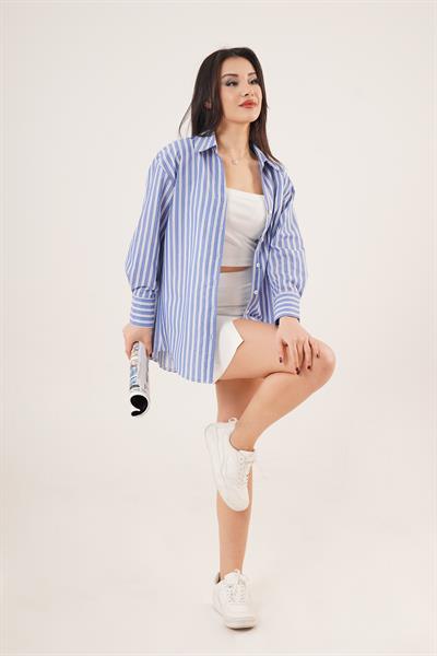 Çift Çizgi Geçişli Düğmeli Mavi Gömlek	