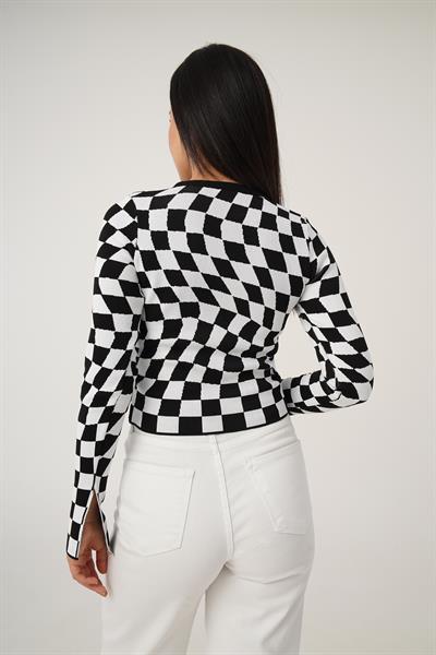 Dama Desenli Renkli Siyah Örme Bluz