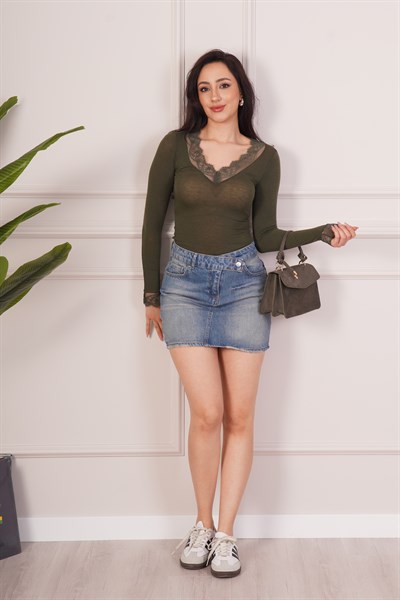 Dantel Detaylı V Yaka Uzun Kollu Haki Body Bluz