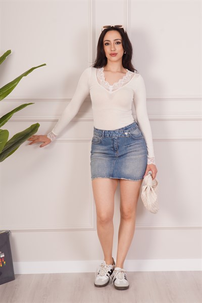 Dantel Detaylı V Yaka Uzun Kollu Krem Body Bluz