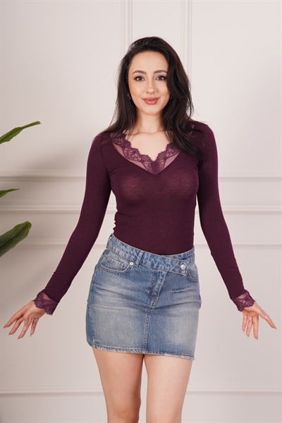 Dantel Detaylı V Yaka Uzun Kollu Mürdüm Body Bluz