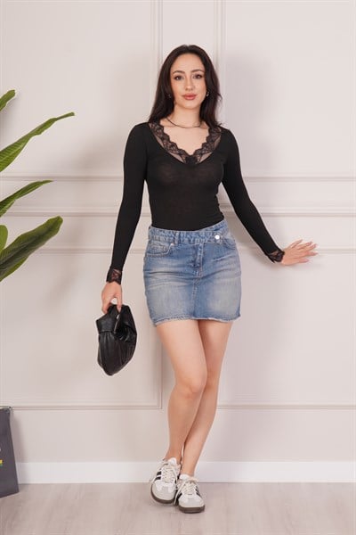 Dantel Detaylı V Yaka Uzun Kollu Siyah Body Bluz