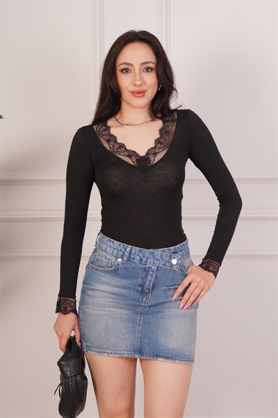 Dantel Detaylı V Yaka Uzun Kollu Siyah Body Bluz
