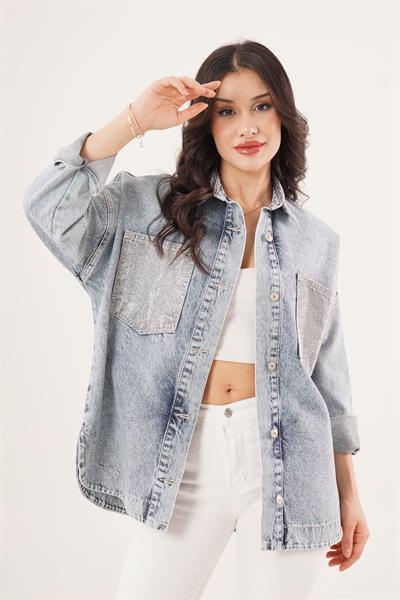 Cepleri ve Yakası Taşlı Mavi Denim Ceket	