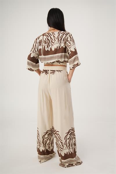 Desenli Bluz Pantolon Taba Takım