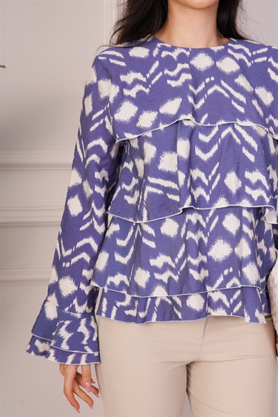 Desenli Kat Kat Volanlı İndigo Bluz