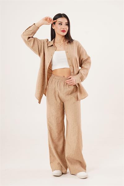 Kendinden Desenli Gömlek ve Pantolon Camel İkili Takım