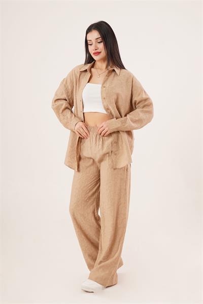 Kendinden Desenli Gömlek ve Pantolon Camel İkili Takım