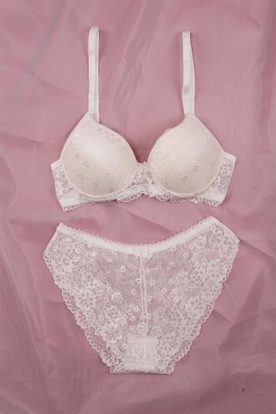 Destekli Moonlit Serisi Beyaz Dantelli Sütyen Takımı