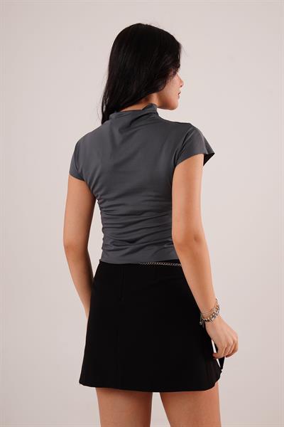 Dik Yaka Kısa Kol Antrasit Bluz