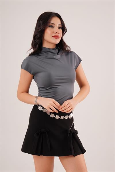 Dik Yaka Kısa Kol Antrasit Bluz