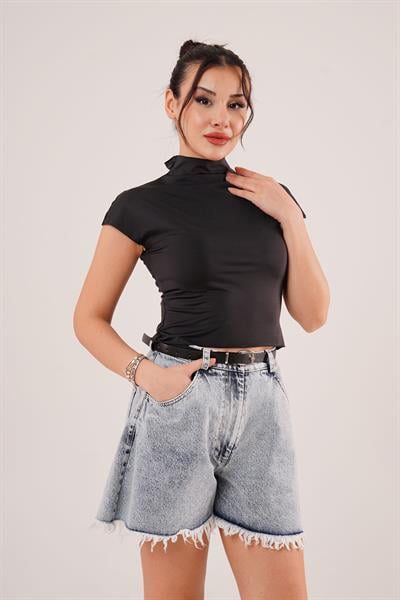 Dik Yaka Kısa Kol Siyah Bluz