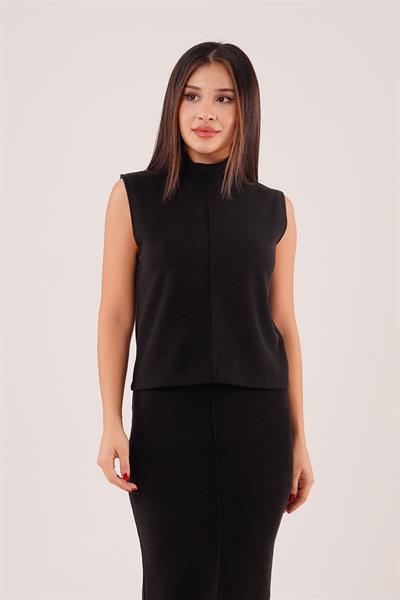 Dik Yaka Ön Dikişli Sıfır Kol Siyah Takım
