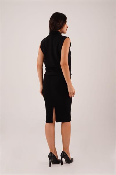 Dik Yaka Ön Dikişli Sıfır Kol Siyah Takım