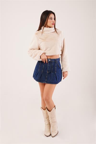 Dik Yaka Peluş Kumaş Bej Crop Sweatshirt