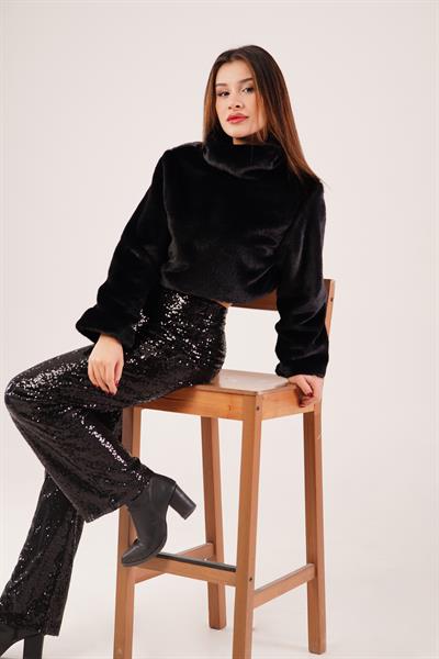 Dik Yaka Peluş Kumaş Siyah Crop Sweatshirt