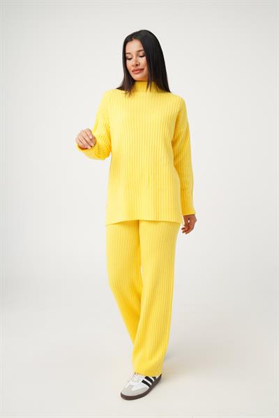 Dik Yaka Tunik Pantolon Model Sarı Triko Takım