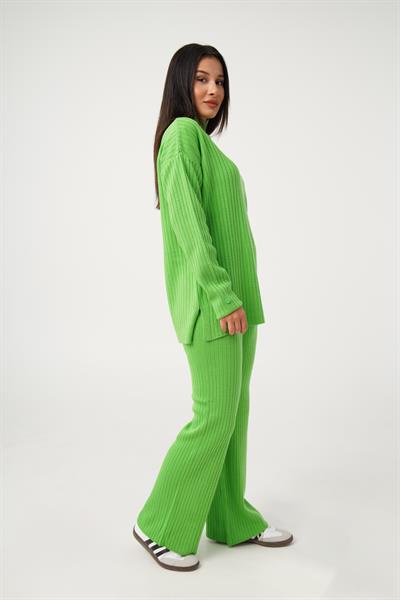 Dik Yaka Tunik Pantolon Model Yeşil Triko Takım
