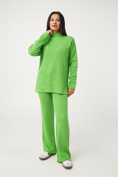 Dik Yaka Tunik Pantolon Model Yeşil Triko Takım