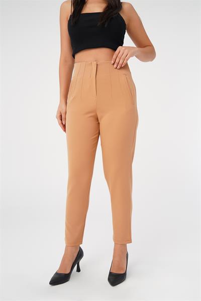 Dikiş Detaylı Havuç Kesim Camel Pantolon