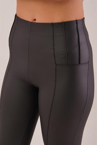 Dikişli Mat Deri Siyah Tayt