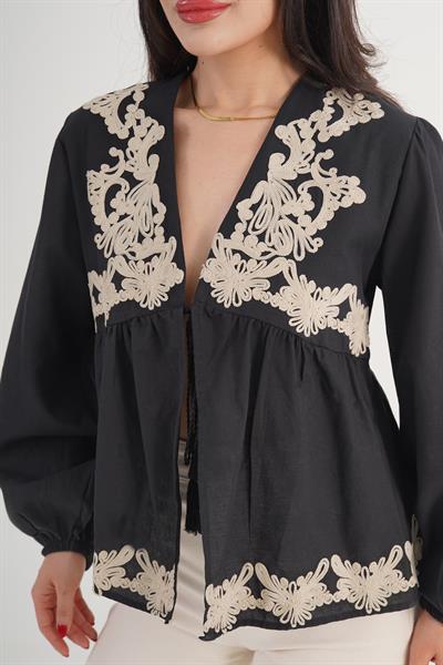 Etnik Nakış İşlemeli Bol Kesim Bağlamalı Siyah Kimono