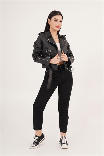 Kemer ve Fermuar Detaylı Siyah Deri Ceket	