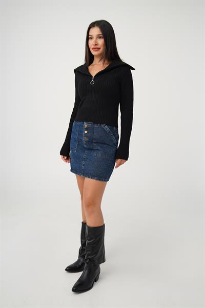 Fermuar Detaylı Kısa Model Siyah Triko Kazak