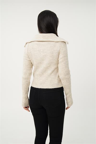 Fermuar Detaylı Kısa Model Taş Triko Kazak