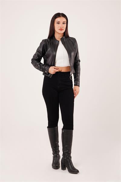 Fermuarlı Kısa Model Siyah Suni Deri Ceket