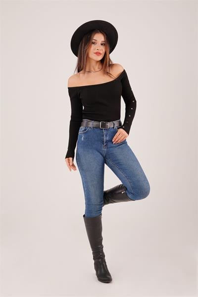 Fitilli Kuş Gözü Detay Siyah Triko Bluz