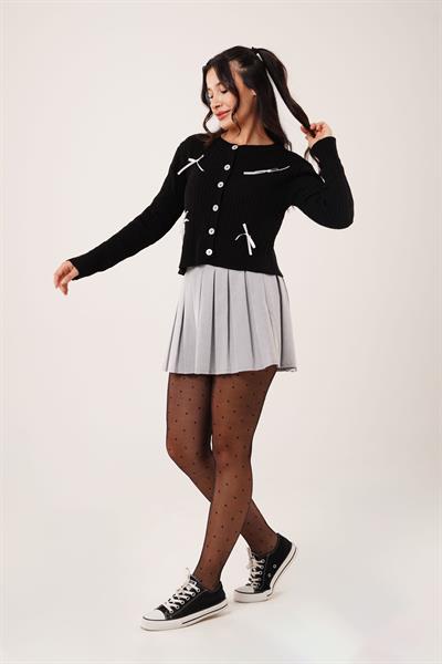 Fiyonklu İnce Triko Siyah Hırka