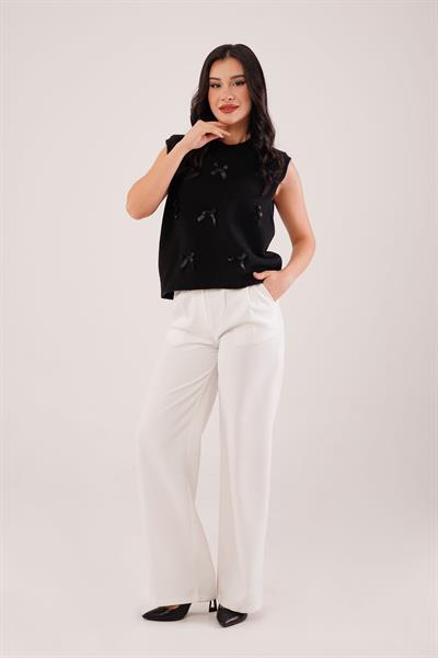 Fiyonklu Siyah Triko Süveter