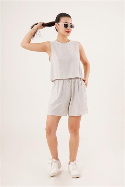 Arkası Düğme Detaylı Bluz ve Cepli Şort Gri İkili Takım	