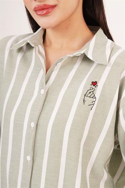 Kalp Nakış Detaylı Geniş Çizgili Yeşil Gömlek	