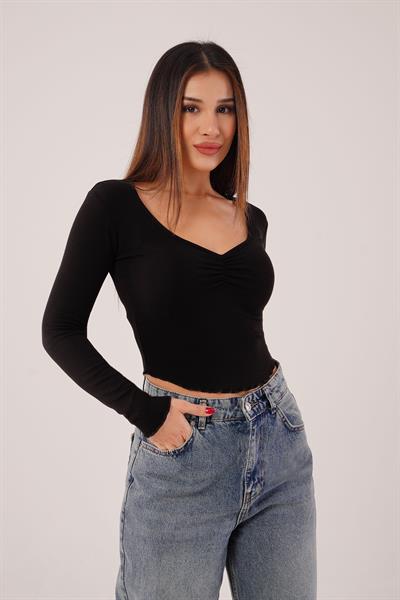 Geniş Yaka Siyah Basic Body Bluz