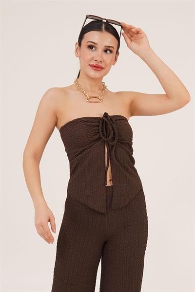 Gofre Boyundan Bağlamalı Dekolteli Kahve Crop
