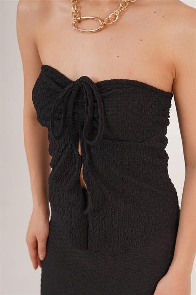 Gofre Boyundan Bağlamalı Dekolteli Siyah Crop