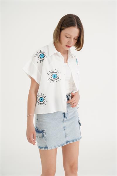 Göz Nakışlı Kısa Kol Beyaz Gömlek