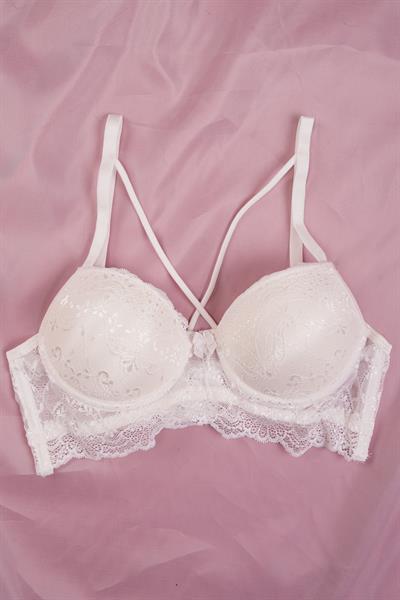 Grit & Lace Serisi Çapraz Askılı Ekru Sütyen Takımı