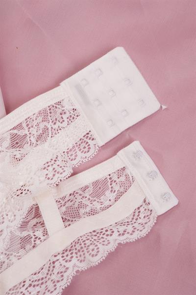 Grit & Lace Serisi Çapraz Askılı Ekru Sütyen Takımı