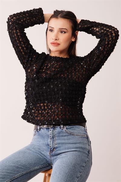 Gül Desen Payet İşlemeli Transparan Siyah Bluz