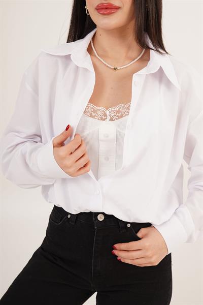 Dantel Detaylı Beyaz Askılı Body ve Beyaz Gömlek