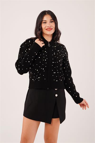 Full İnci İşlemeli Siyah Triko Hırka