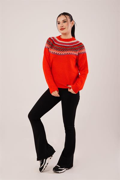 Jakarlı Norveç Desenli Kırmızı Triko Kazak