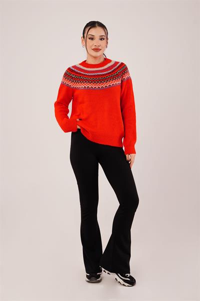 Jakarlı Norveç Desenli Kırmızı Triko Kazak